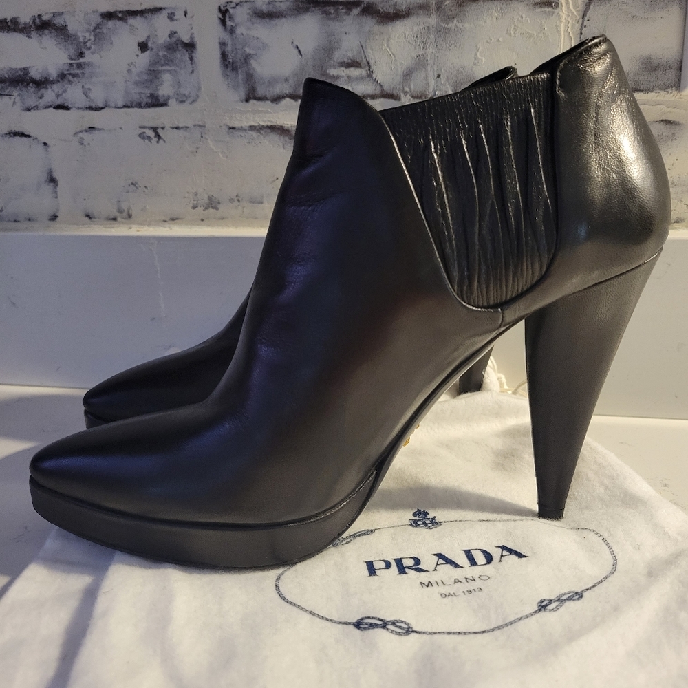 SALE Prada Leather Platform Ankle Boots AUTHENTIC